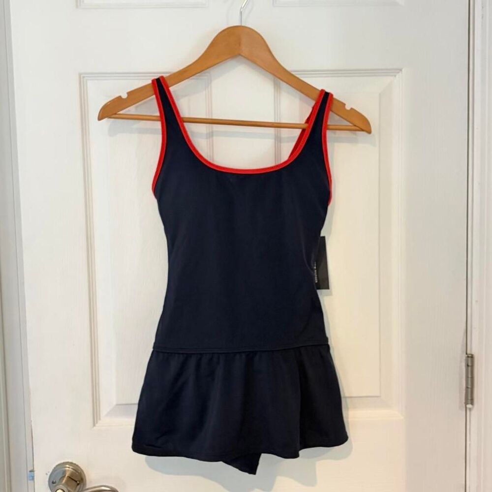 NWT Tommy Hilfiger One-Piece Swimsuit With Ruffle Mini Skirt | 6 Small